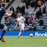 Stoper Tomáš Kalas nechyběl v základní sestavě národního týmu při vítězství 2:0 nad Skotskem v úvodním utkání skupiny D letošního mistrovství Evropy.